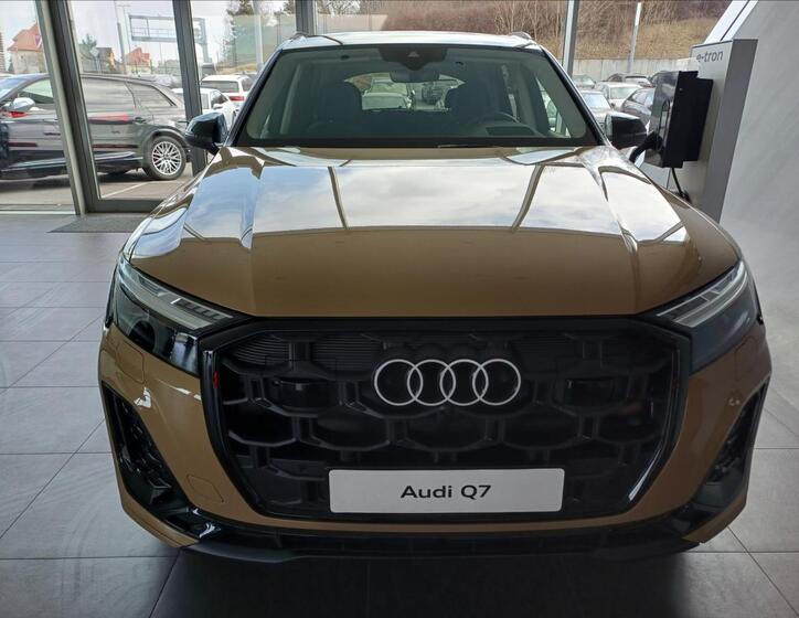 Audi Q7 2