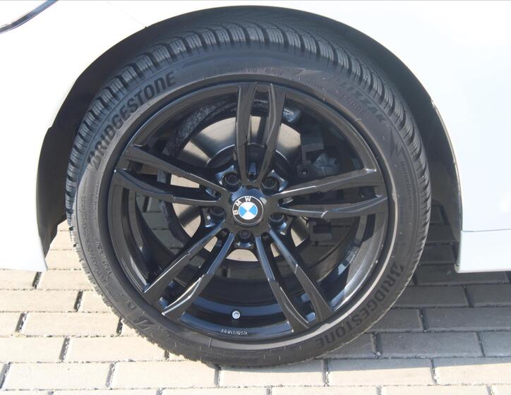 BMW Řada 3 9