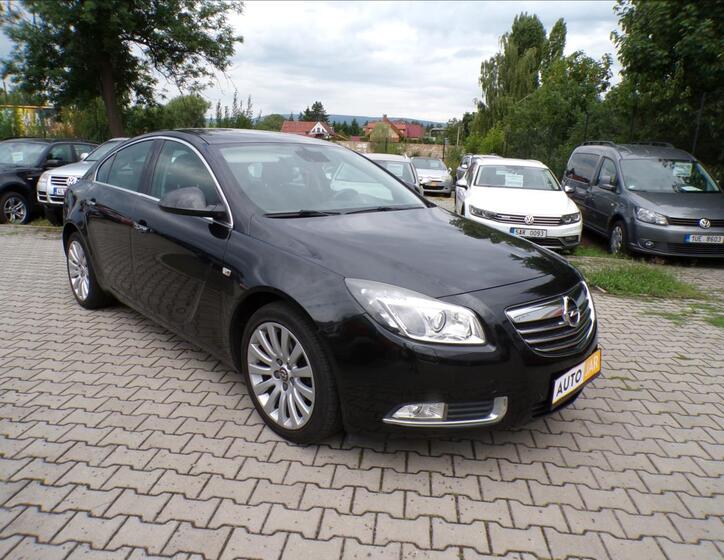 Opel Insignia 1