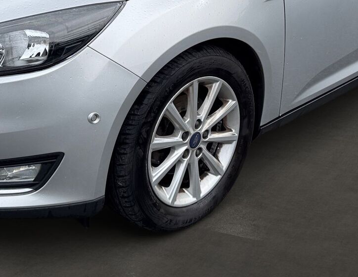 Ford Focus 6