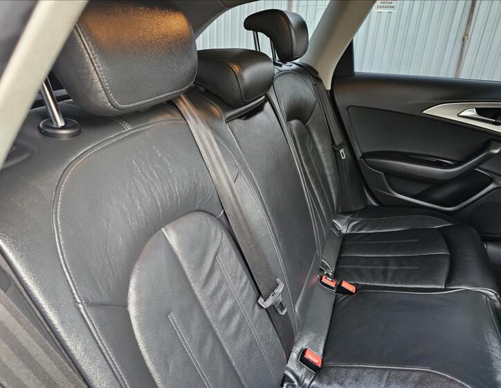 Audi A6 32