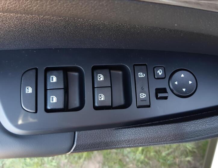 KIA Sportage 16