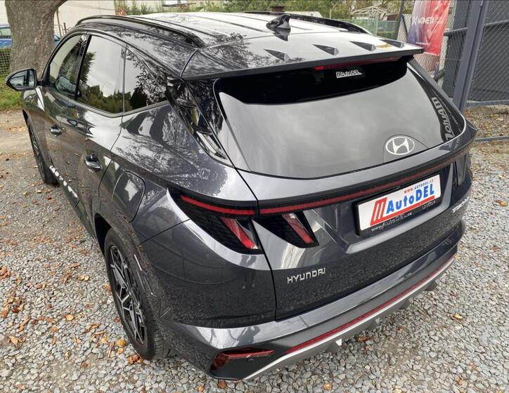 Hyundai Tucson 4