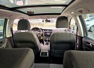 Volkswagen Golf 28