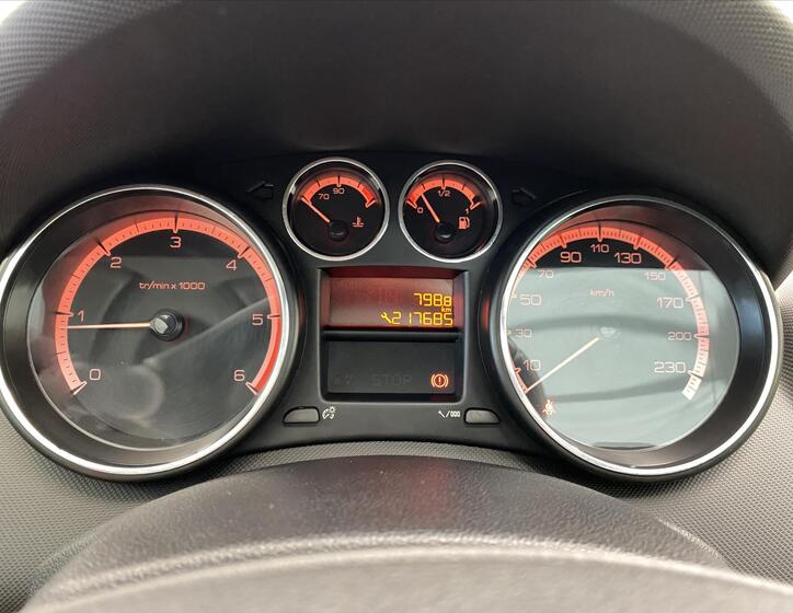 Peugeot 308 11