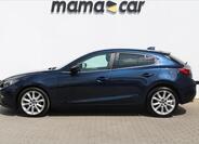 Mazda 3 4