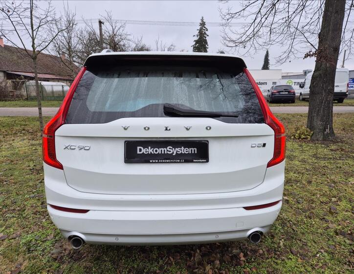 Volvo XC90 6