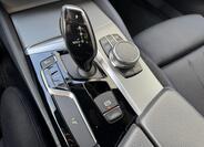 BMW Řada 5 12