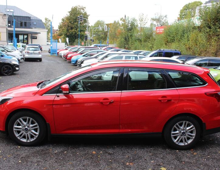Ford Focus 10