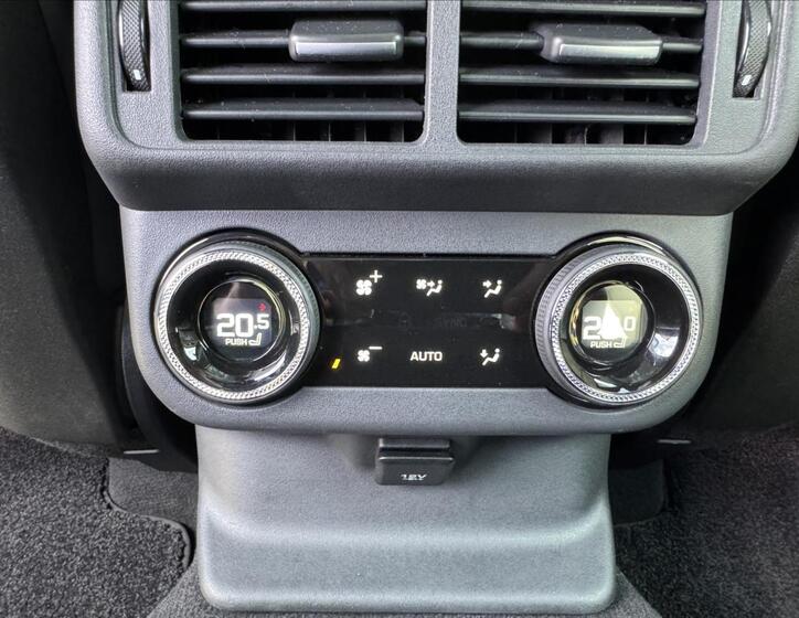 Land Rover Range Rover Velar 57