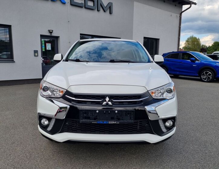 Mitsubishi ASX 8