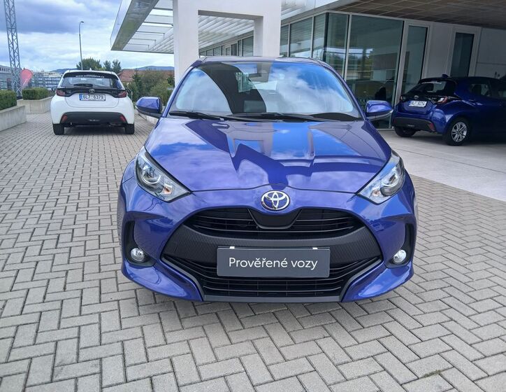 Toyota Yaris 9