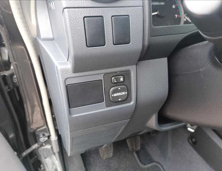 Toyota Land Cruiser 19