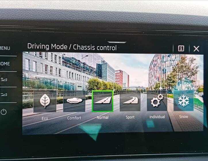 Škoda Karoq 24
