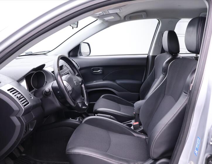 Citroën C-Crosser 10