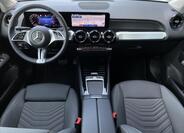 Mercedes-Benz GLB 12