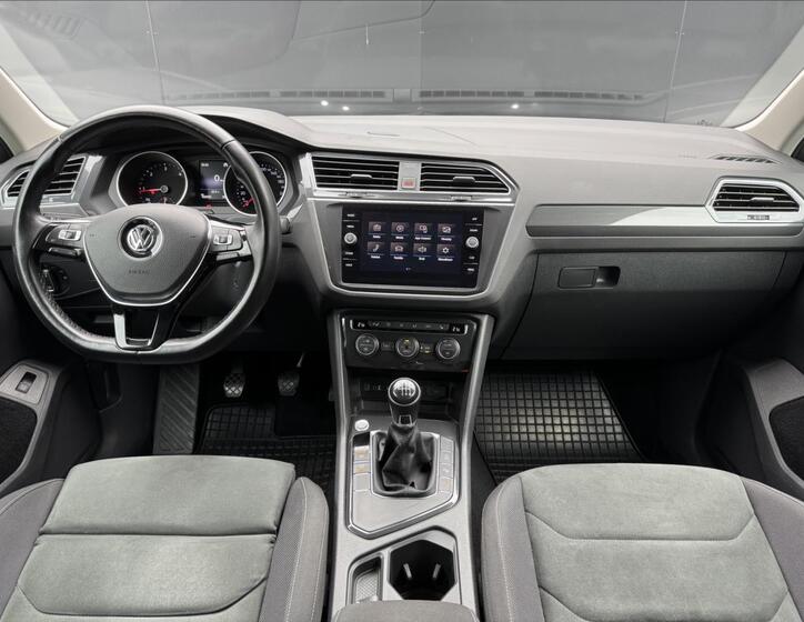 Volkswagen Tiguan 13