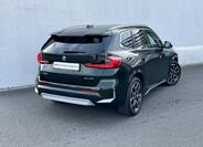 BMW iX1 2