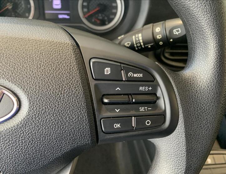 Hyundai i10 30