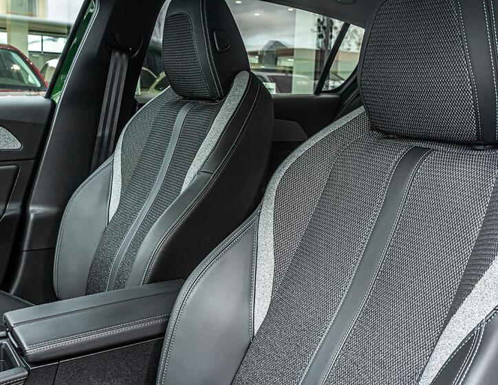 Peugeot 308 17