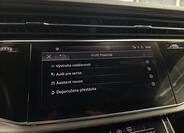 Audi Q8 10
