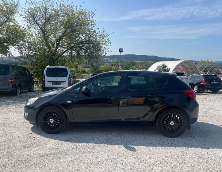 Opel Astra 4