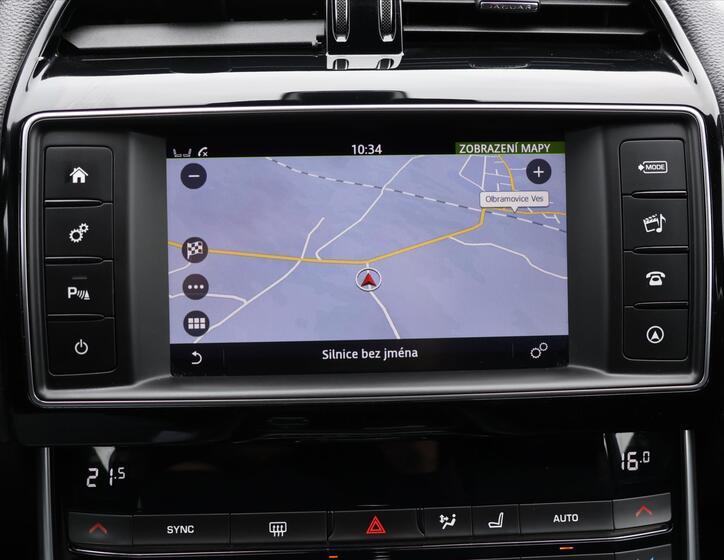 Jaguar XE 26