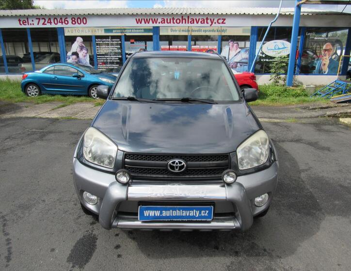 Toyota RAV4 2