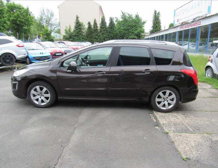 Peugeot 308 7
