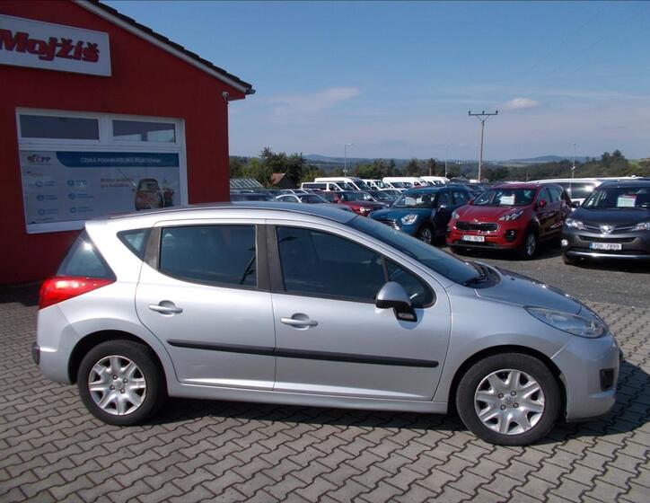 Peugeot 207 9