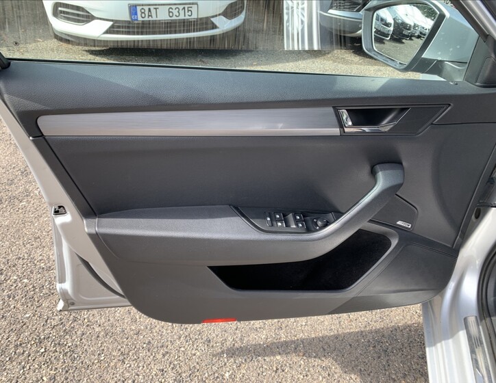 Škoda Superb 19