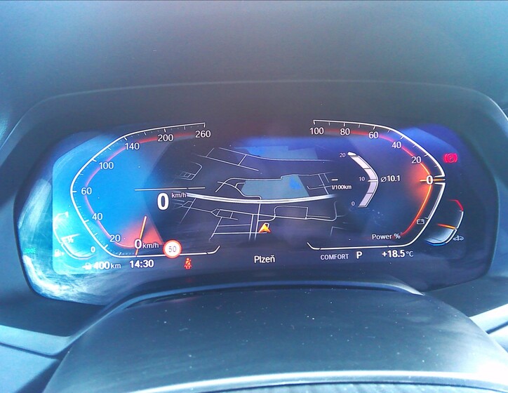 BMW X7 25