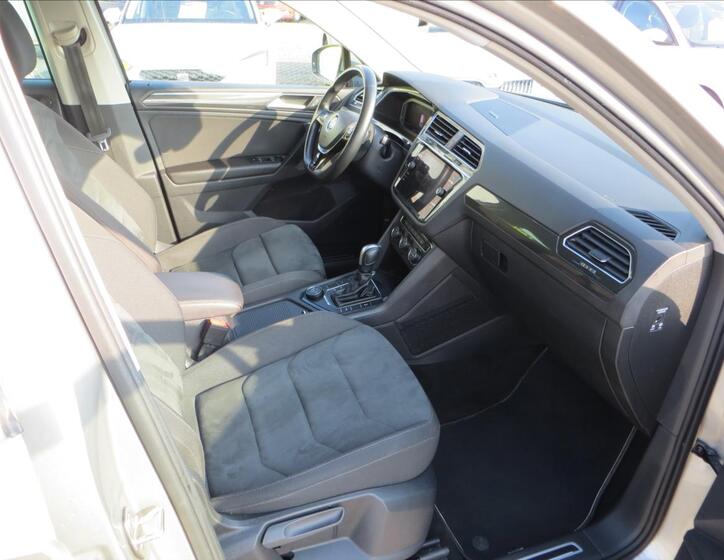 Volkswagen Tiguan 10