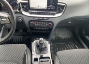 KIA XCeed 10