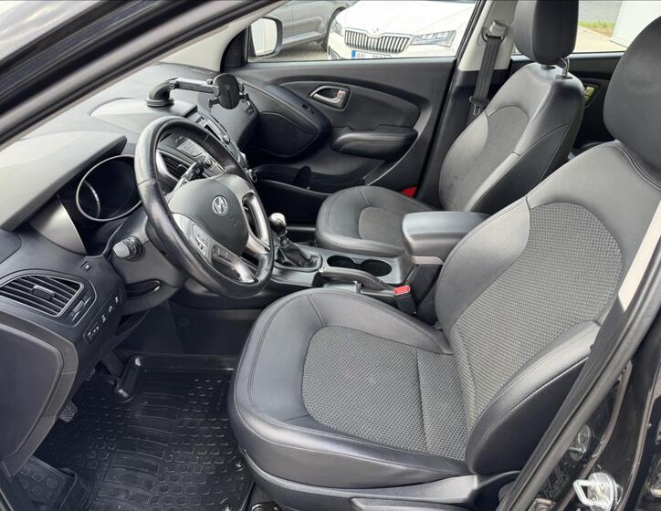 Hyundai ix35 10