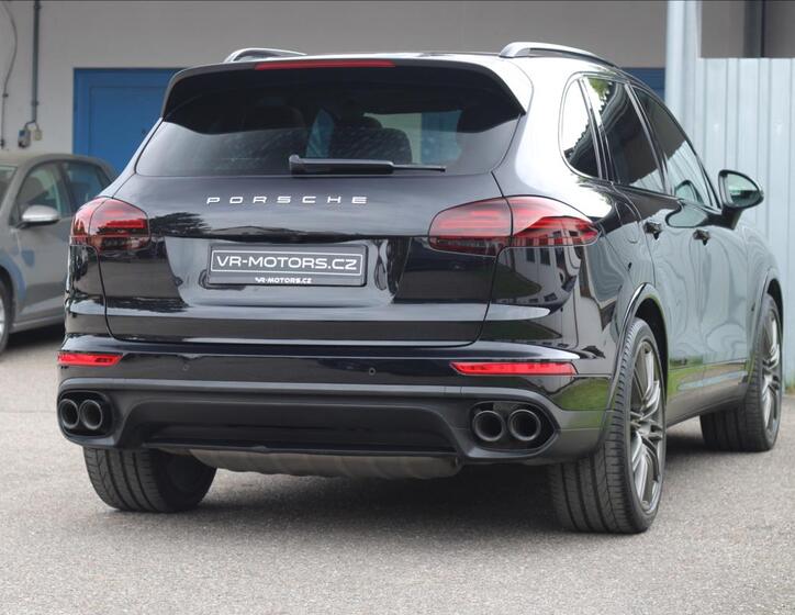 Porsche Cayenne 10