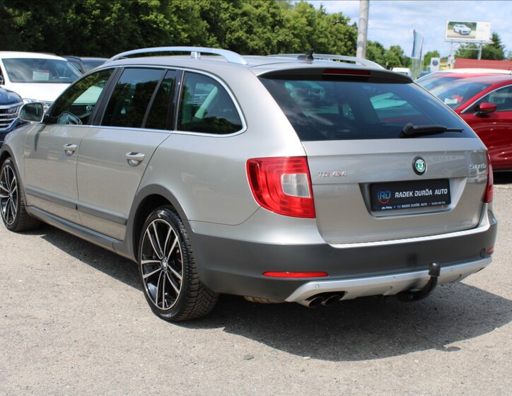 Škoda Superb 7