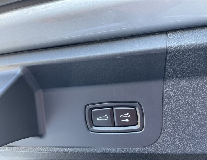 Porsche Panamera 25