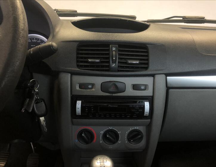Renault Thalia 16