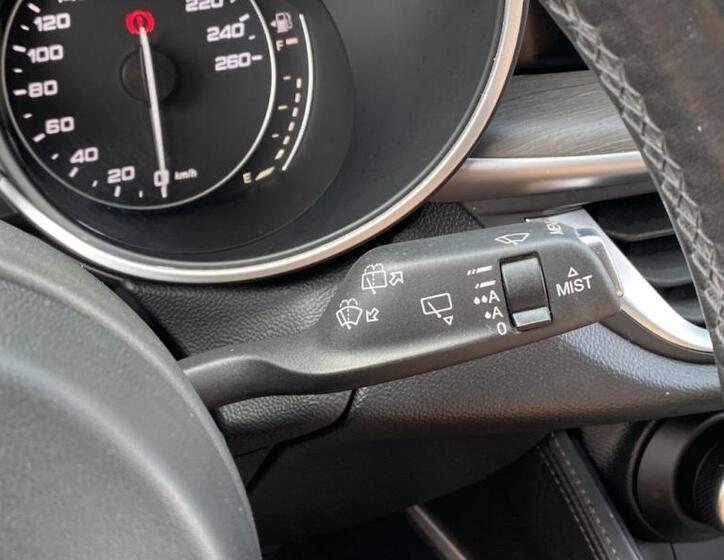 Alfa Romeo Stelvio 16