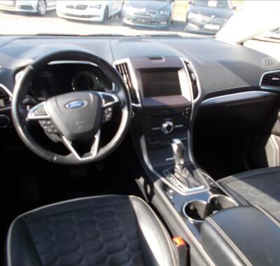 Ford S-MAX 19