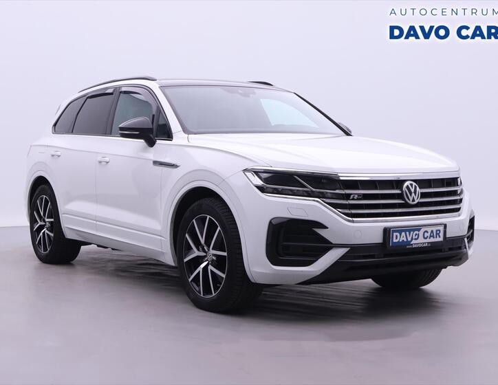 Volkswagen Touareg 1