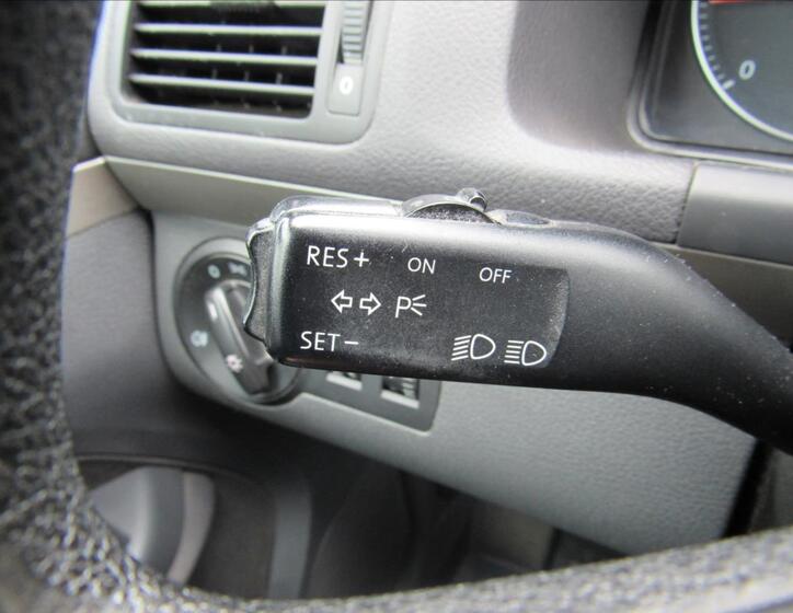 Volkswagen Touran 19