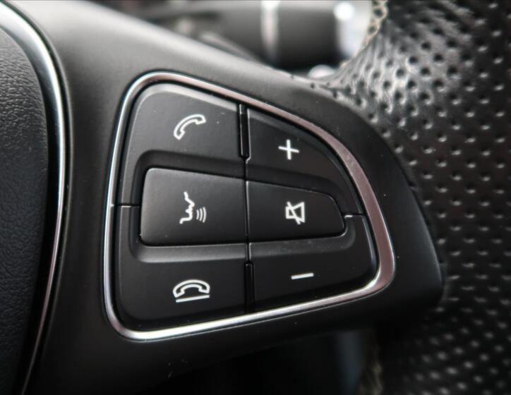 Mercedes-Benz CLA 19