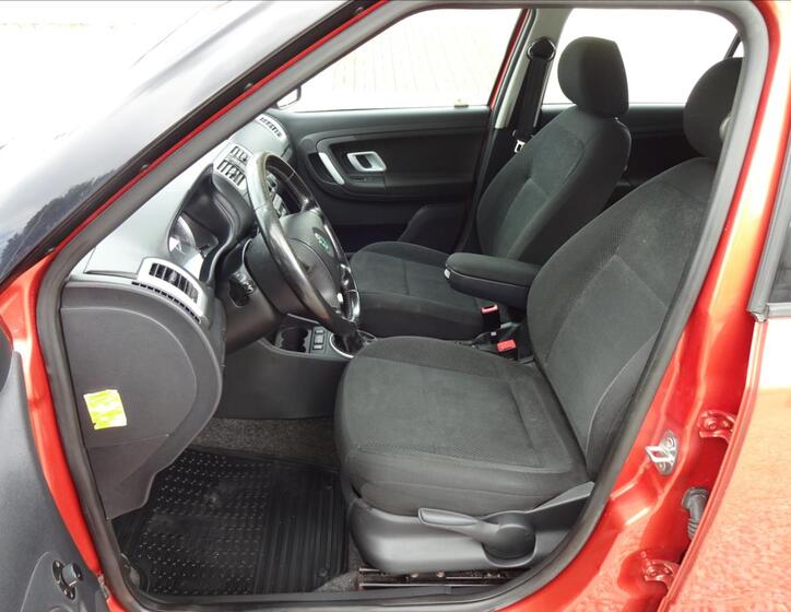 Škoda Fabia 16