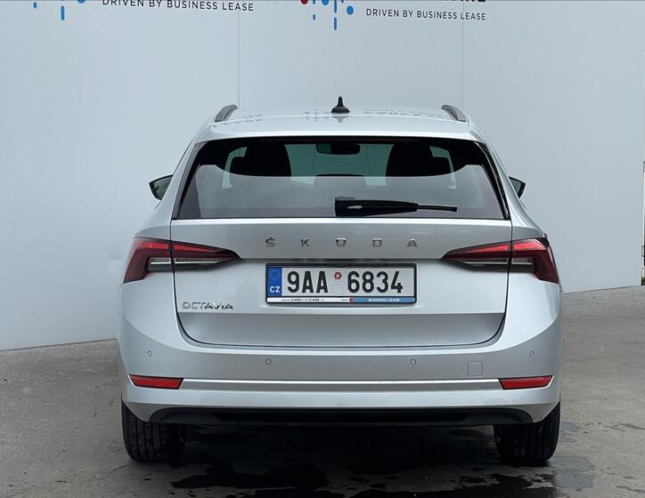 Škoda Octavia 23