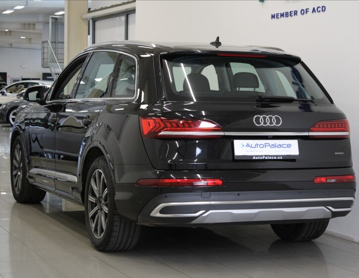 Audi Q7 3