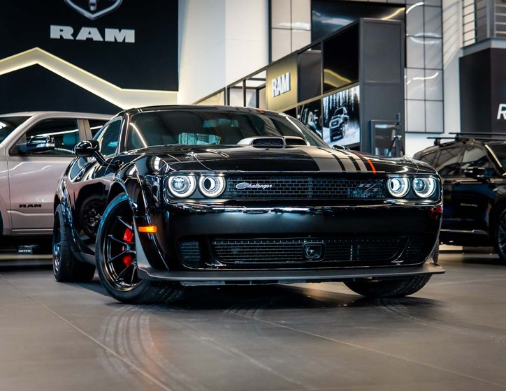 Dodge Challenger 43
