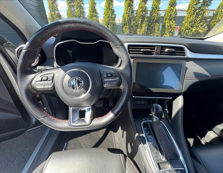 MG ZS 14