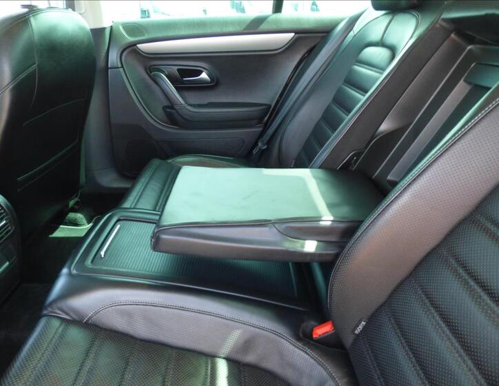Volkswagen Passat CC 44